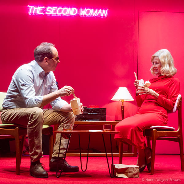 Pia Hierzegger als Virginia in „The Second Woman“