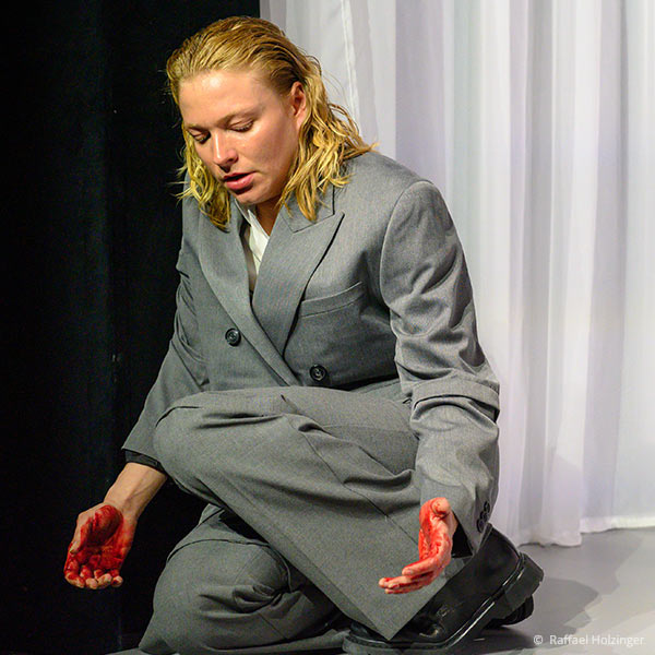 Pauline Großmann als Gabriel in „Gabriel“