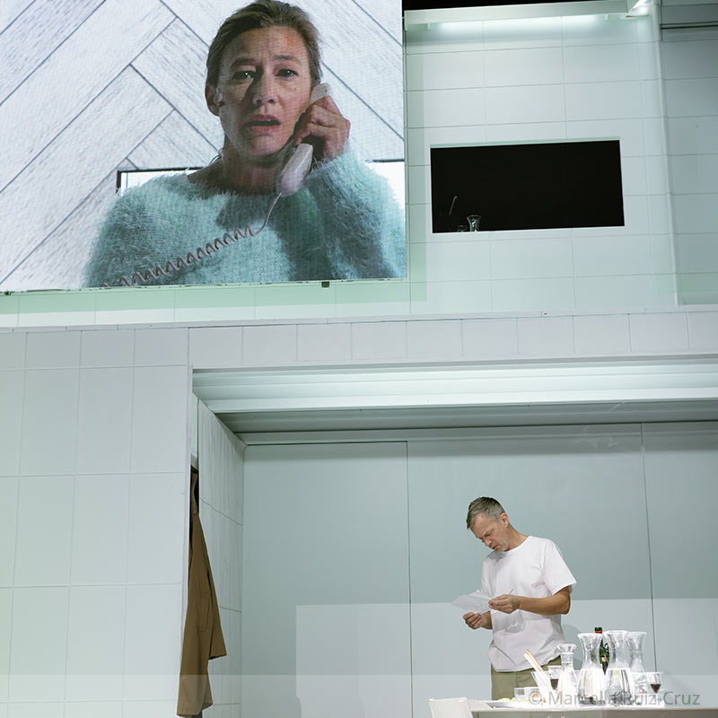Johanna Wokalek als Anne in &bdquo;Cach&eacute;&ldquo;