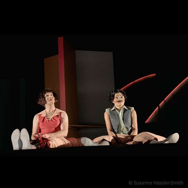 © Susanne Hassler-Smith - Maximilian Pulst als Marianne in „Geschichten aus dem Wiener Wald“ BS - Maximilian Pulst