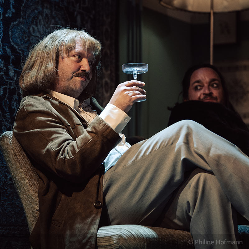 Simon Bauer als F&uuml;rst Myschkin in &bdquo;Der Idiot&ldquo;