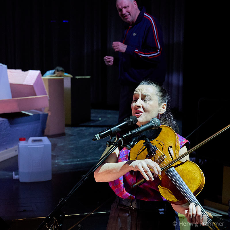 Jelena Popran (Live-Musik & Komposition) f&uuml;r &bdquo;Radio Sarajevo&ldquo;
