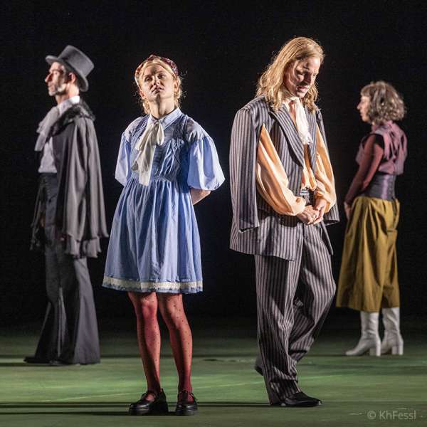 © karlheinzfessl.com - Elena Hückel als Hilde in „Die Frau vom Meere“ NWS - Elena Hückel
